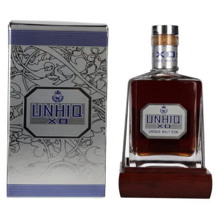 Unhiq XO Unique Malt Rum 42% Vol. 0,5l in Giftbox